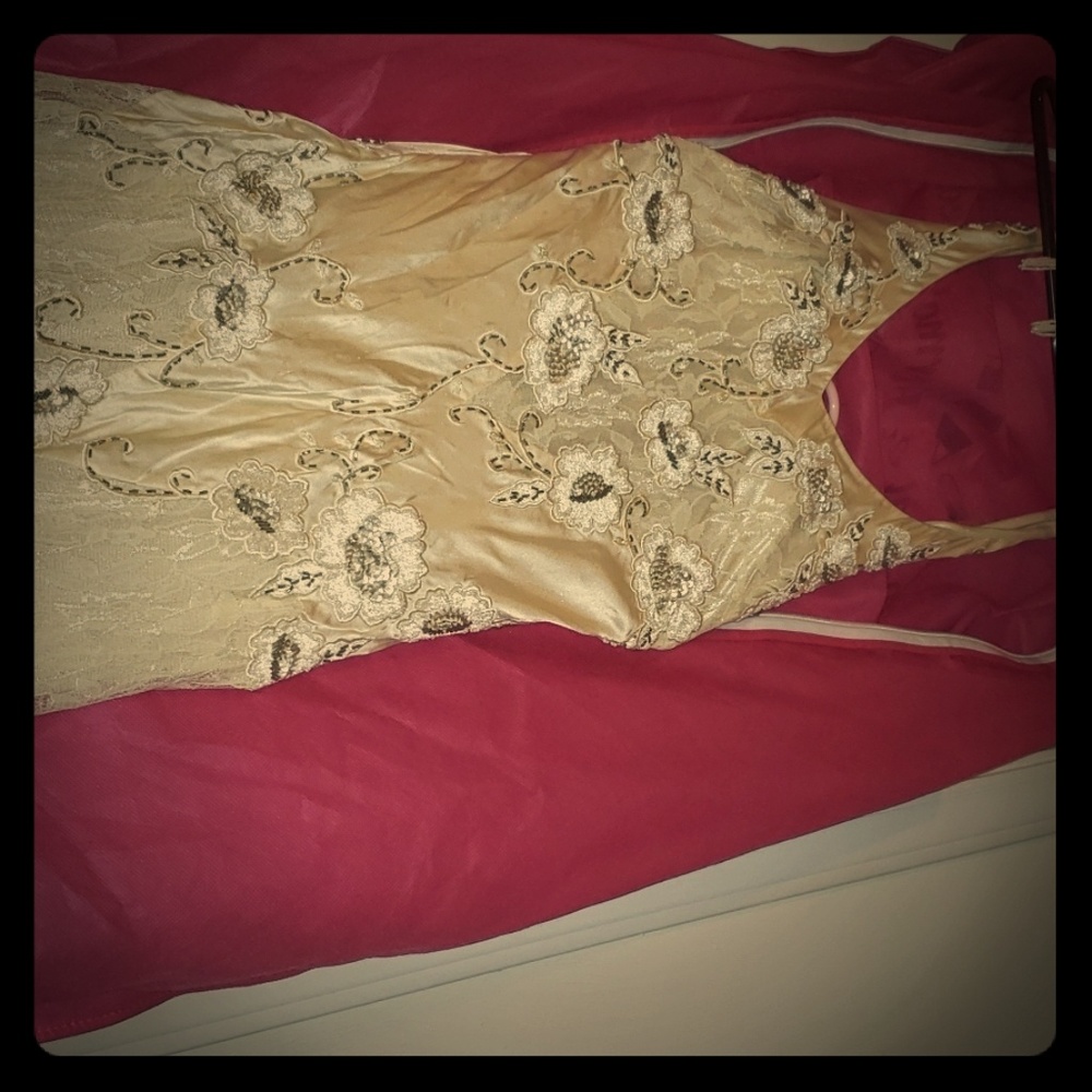 Sue Wong Size 2. Evening/wedding dress.
